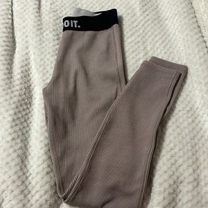 Women’s Nike ribbed tights